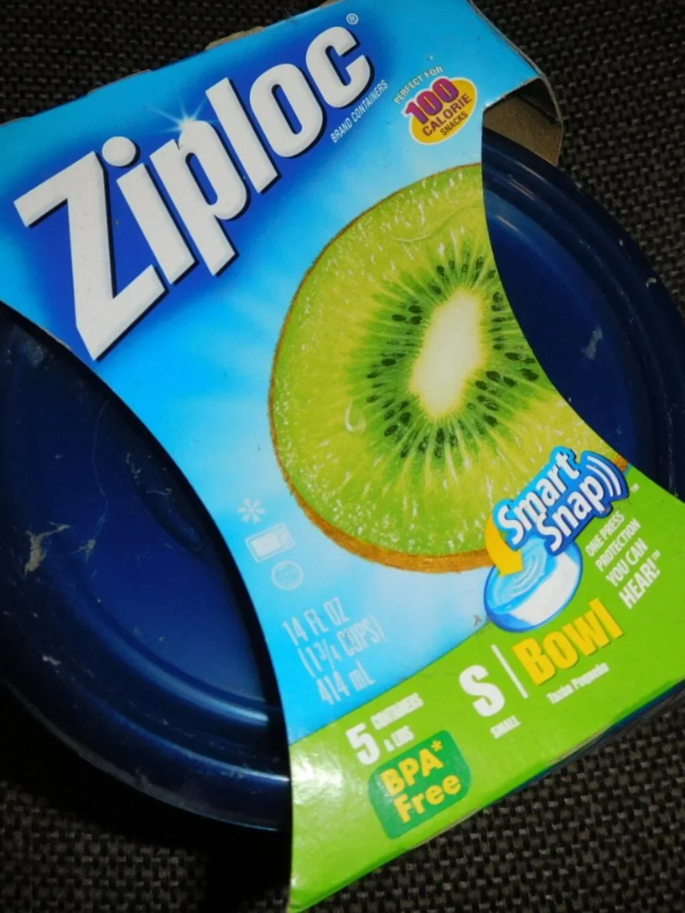 New Ziploc Food Containers Vintage Blue top S rounds salad size 5 pieces 14 oz